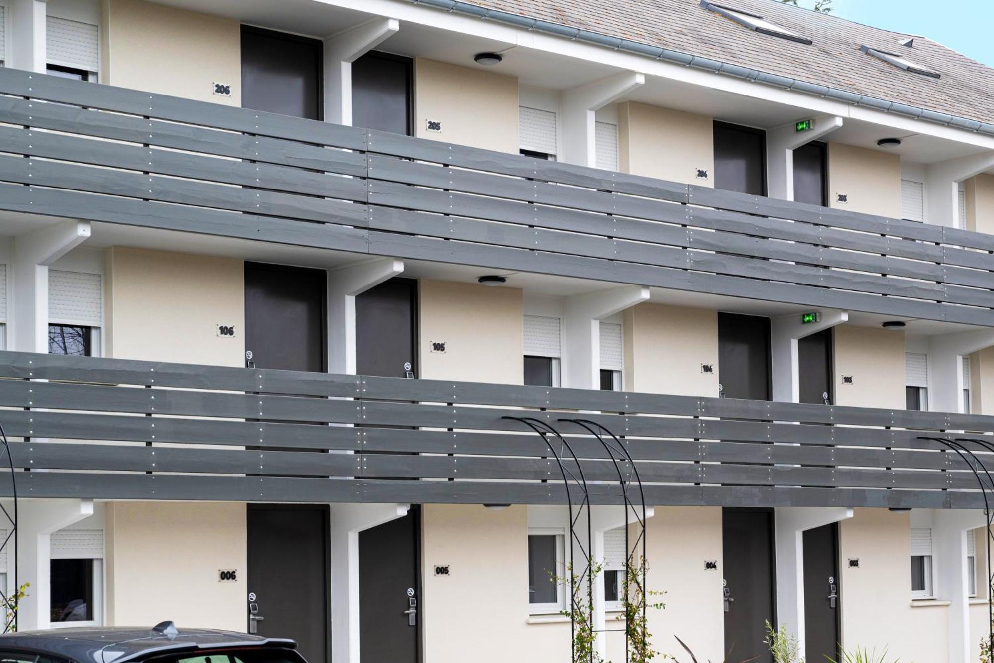 Greet Hotel Châtellerault Eksteriør bilde
