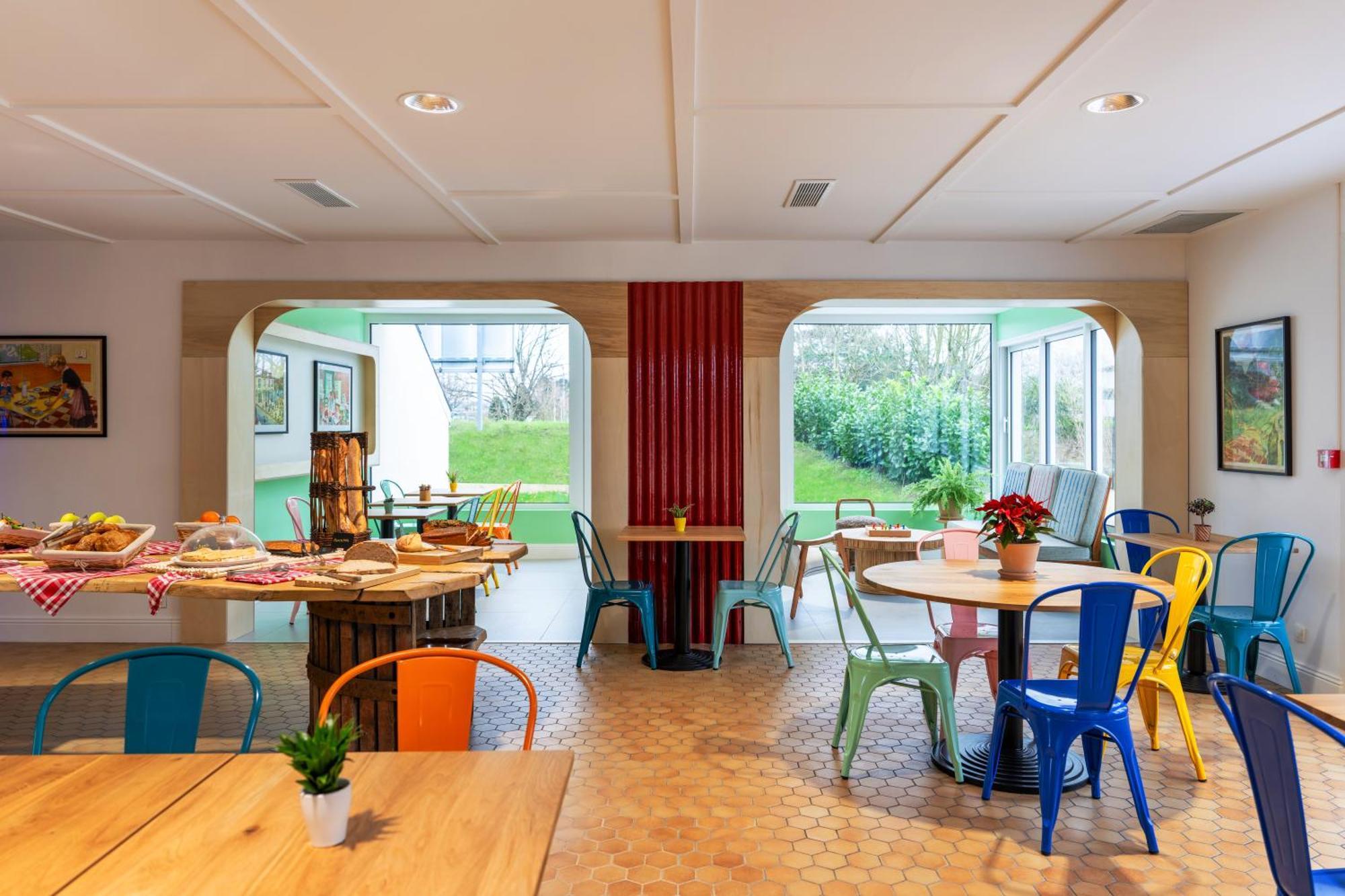 Greet Hotel Châtellerault Eksteriør bilde