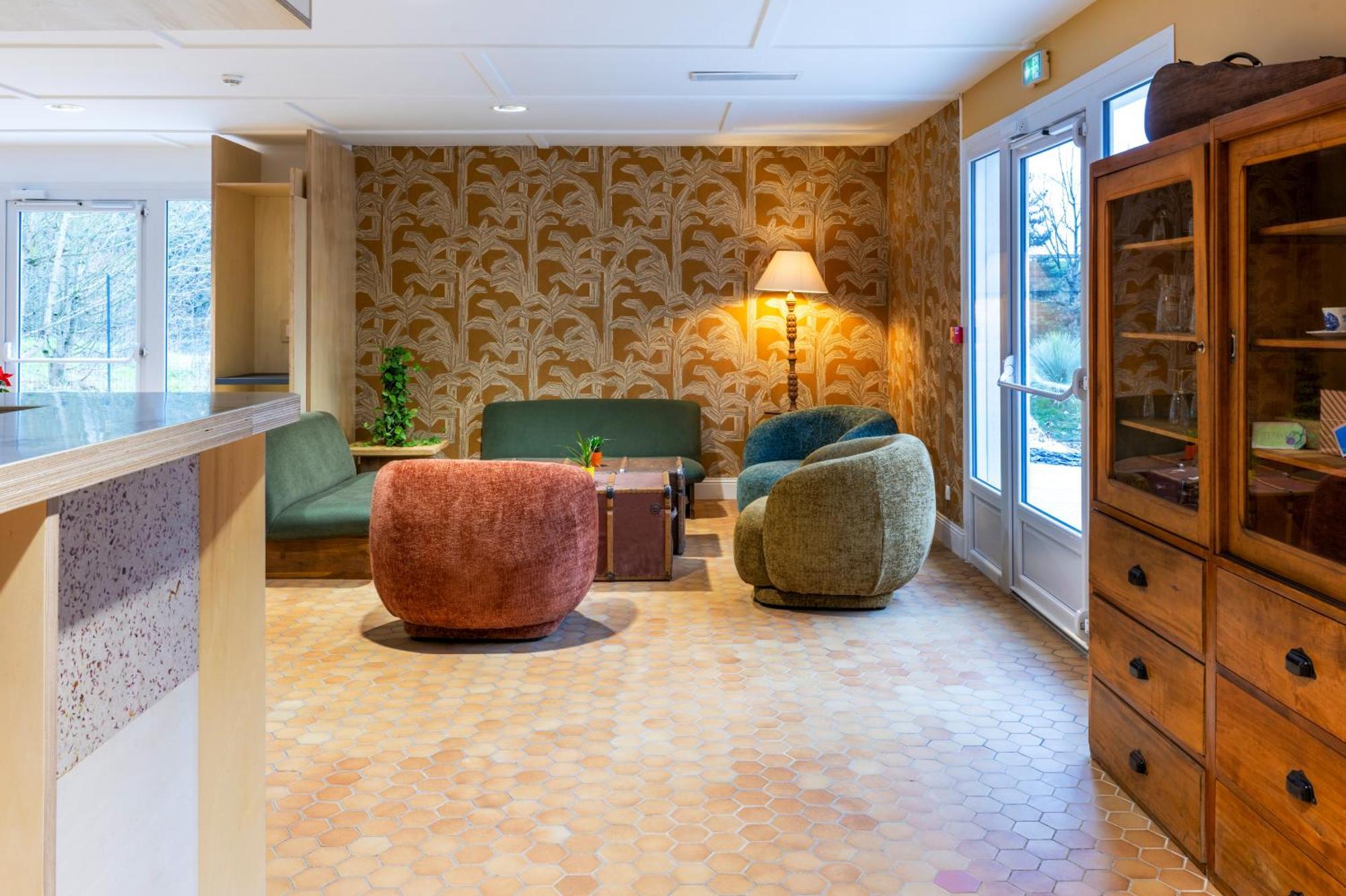 Greet Hotel Châtellerault Eksteriør bilde