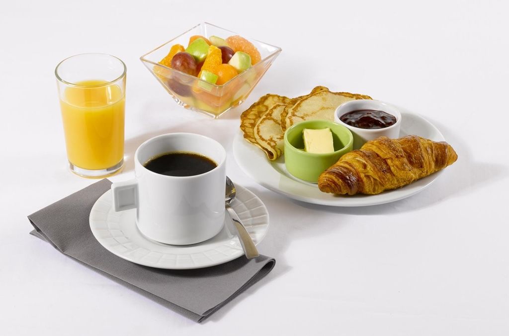 Greet Hotel Châtellerault Eksteriør bilde